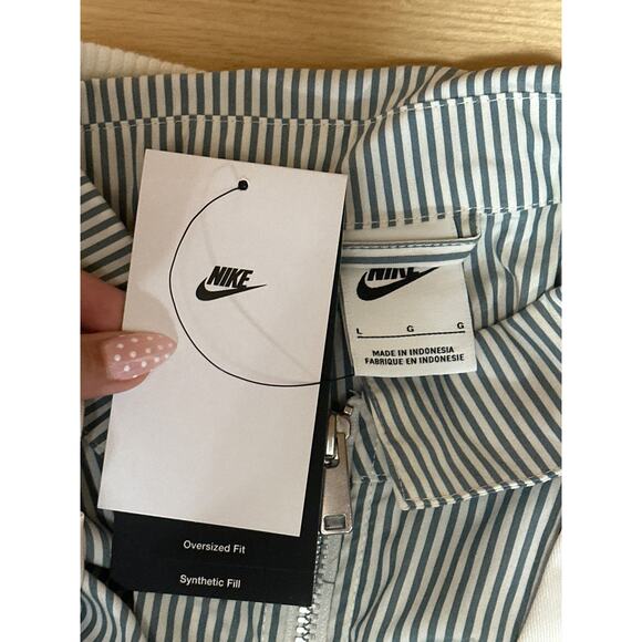 NEW Nike Destroyer White Gray Striped Oversized Canvas Cropped Jacket Size L - Picture 5 of 6